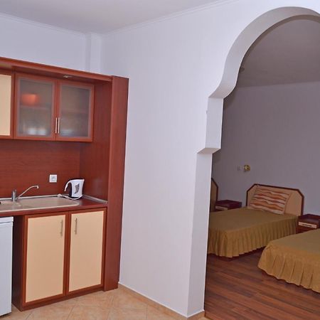 Svetlana Hotel Bjala Rum bild