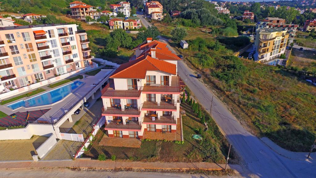 Svetlana Hotel Bjala Exteriör bild
